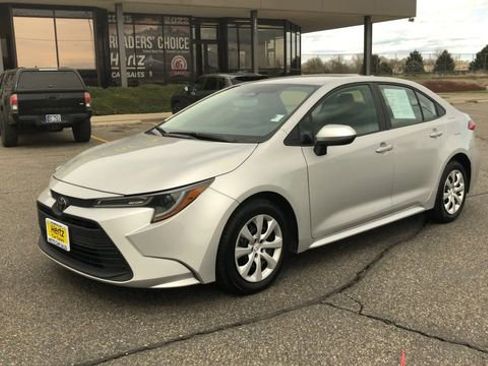 Used 2024 Toyota Corolla LE FWD image 4