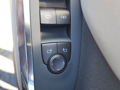 New 2026 Chevrolet Traverse LT w/ Driver Confidence Package image 22