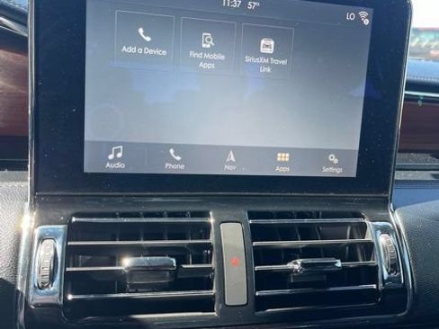 Used 2019 Lincoln Navigator Premiere AWD/4WD image 45