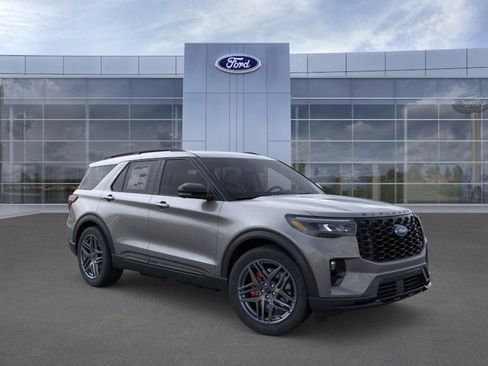 New 2026 Ford Explorer ST RWD image 7