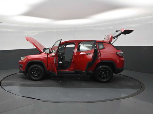 Used 2021 Jeep Compass Sport AWD/4WD image 29