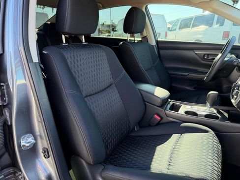 Used 2016 Nissan Altima 2.5 SV image 22