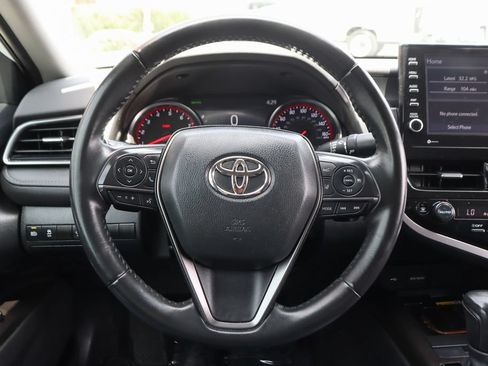 Used 2023 Toyota Camry XSE FWD image 19