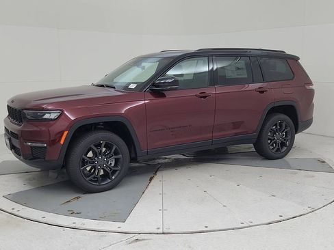 New 2025 Jeep Grand Cherokee L Limited image 7