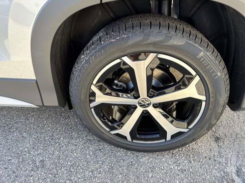 New 2026 Volkswagen Tiguan SE image 6