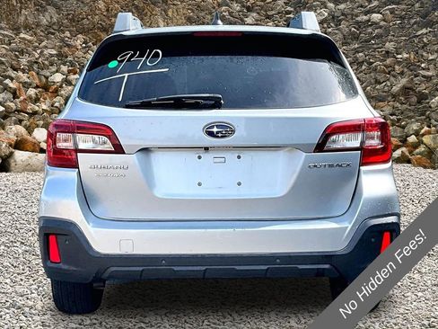 Used 2018 Subaru Outback 2.5i Limited AWD/4WD image 4