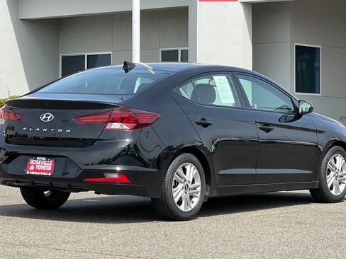 Used 2019 Hyundai Elantra Value Edition w/ Cargo Package FWD image 2