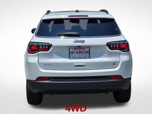 New 2026 Jeep Compass Latitude AWD/4WD image 19