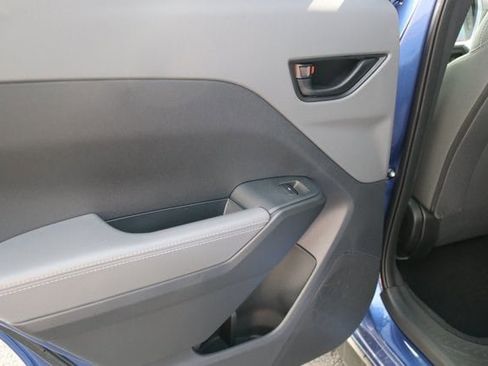 Used 2025 Subaru Crosstrek 2.0i Premium w/ Convenience Package #2 image 14