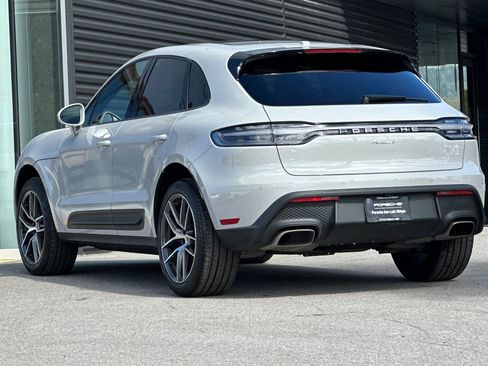 Used 2025 Porsche Macan image 3