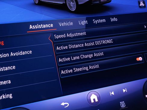 Used 2025 Mercedes-Benz EQS 580 EQS 580 4MATIC image 65