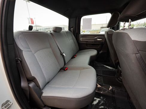 Used 2022 RAM 2500 Big Horn w/ Cold Weather Group image 27