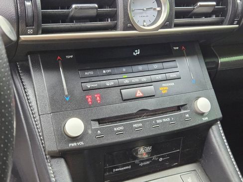 Used 2018 Lexus RC 350 image 27