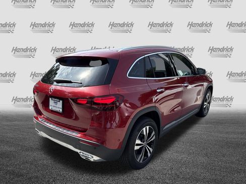 Used 2025 Mercedes-Benz GLA 250 image 9