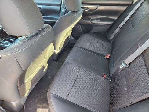 Used 2016 Nissan Altima 2.5 SV image 33