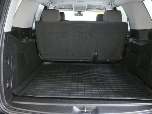 Used 2020 Chevrolet Tahoe LS image 28