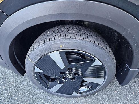 New 2026 Nissan Kicks SR image 19