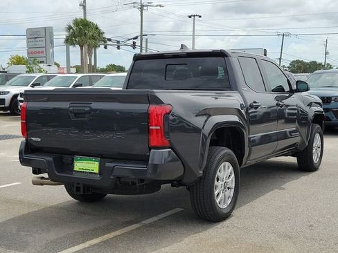 Used 2026 Toyota Tacoma SR5 RWD image 6