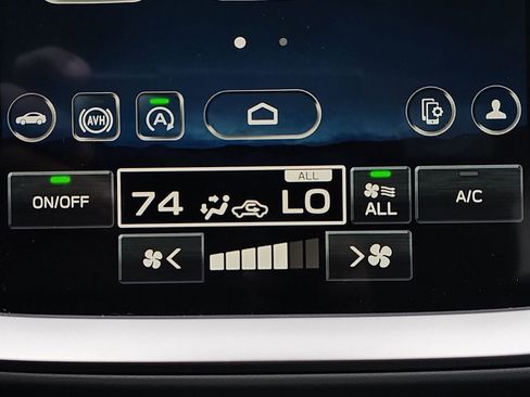 Certified 2025 Subaru Crosstrek 2.0i Premium image 21