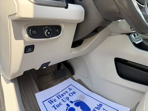 Used 2018 GMC Terrain Denali w/ Comfort Package image 14