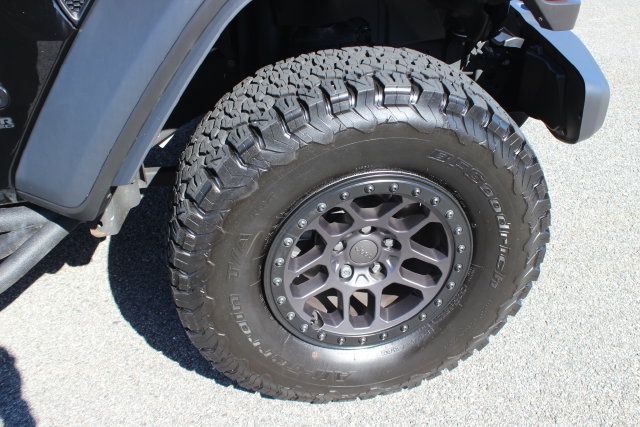 Used 2022 Jeep Wrangler Unlimited Sport AWD/4WD image 35