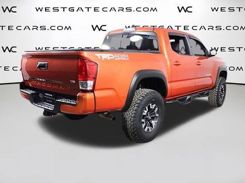 Used 2018 Toyota Tacoma TRD Off-Road image 43