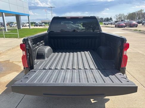 Used 2024 Chevrolet Silverado 1500 RST image 18