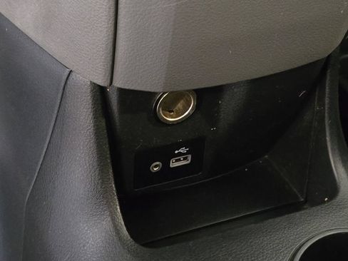 Used 2021 Nissan NV200 S FWD image 22
