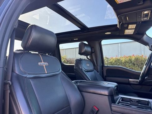 Used 2024 Ford F250 Platinum image 39
