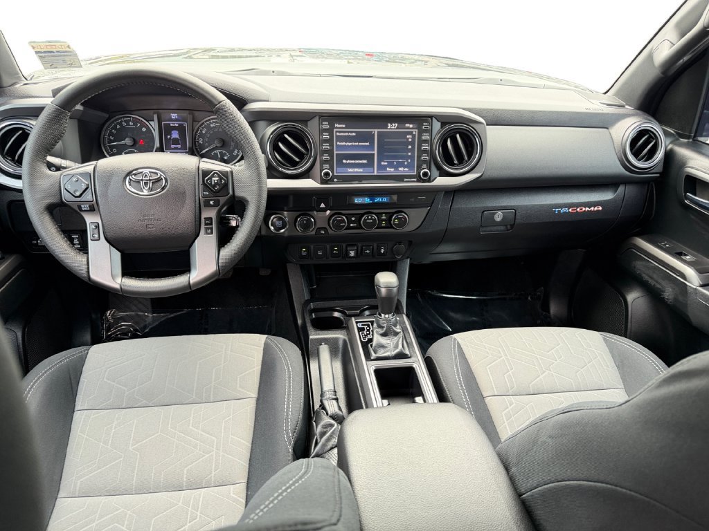 Used 2021 Toyota Tacoma TRD Off-Road w/ Technology Package AWD/4WD image 13