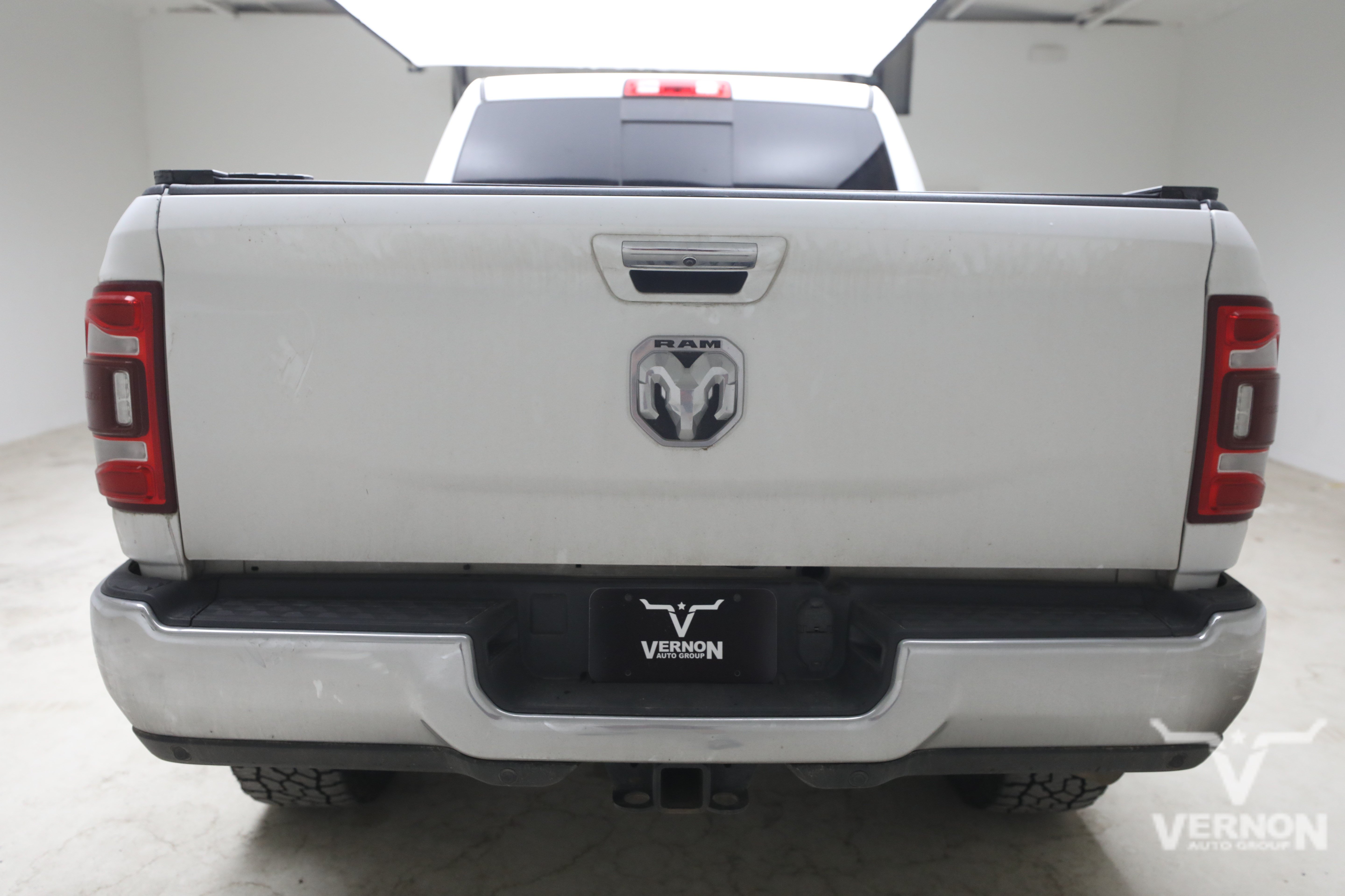 Used 2022 RAM 2500 Laramie AWD/4WD image 3