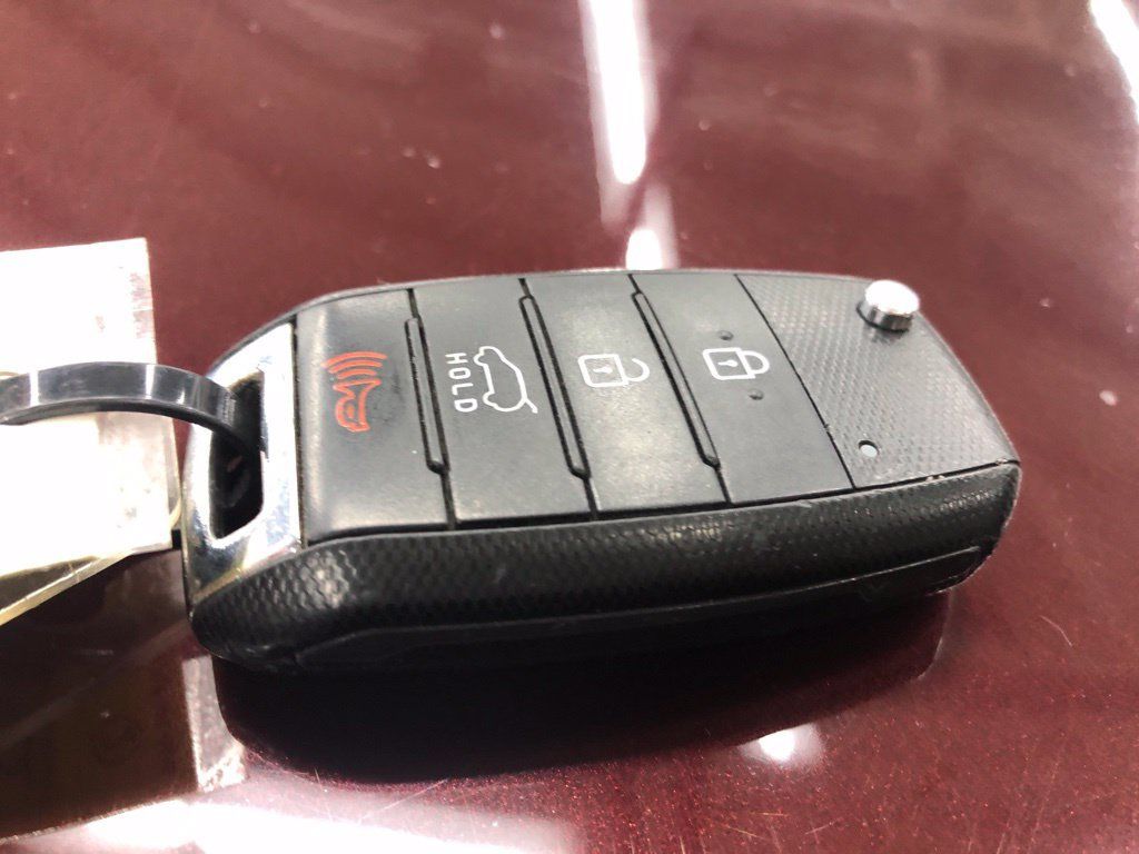 Used 2019 Kia Sorento AWD image 26