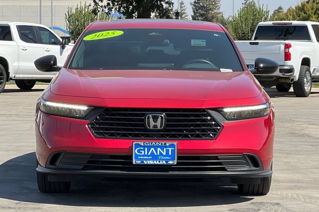 Used 2025 Honda Accord Sport image 9