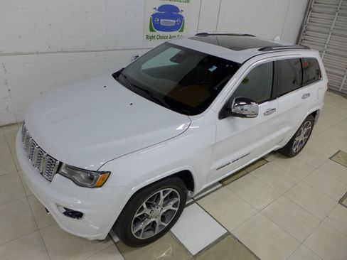 Used 2021 Jeep Grand Cherokee Overland AWD/4WD image 89