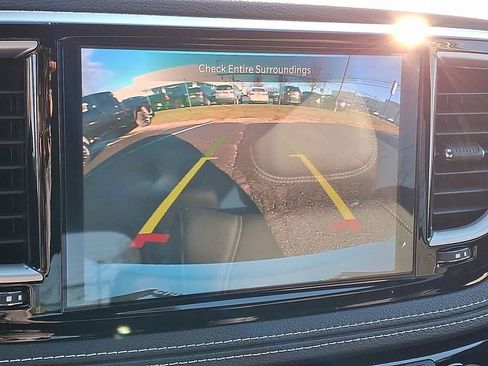 New 2026 Chrysler Pacifica Select FWD image 4