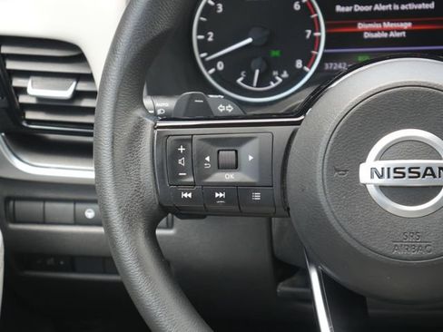 Used 2021 Nissan Rogue SV AWD/4WD image 14