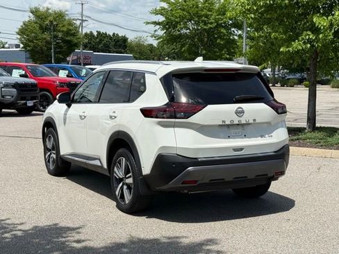 Certified 2023 Nissan Rogue SL w/ SL Premium Package AWD/4WD image 6