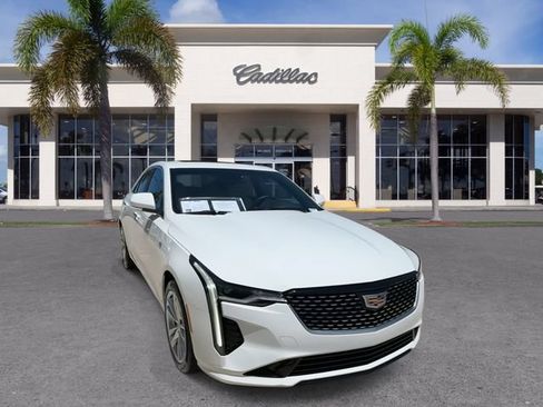 Certified 2022 Cadillac CT4 Luxury w/ Sun And Sound Package RWD image 3