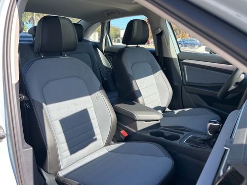 New 2026 Volkswagen Jetta SE FWD image 45