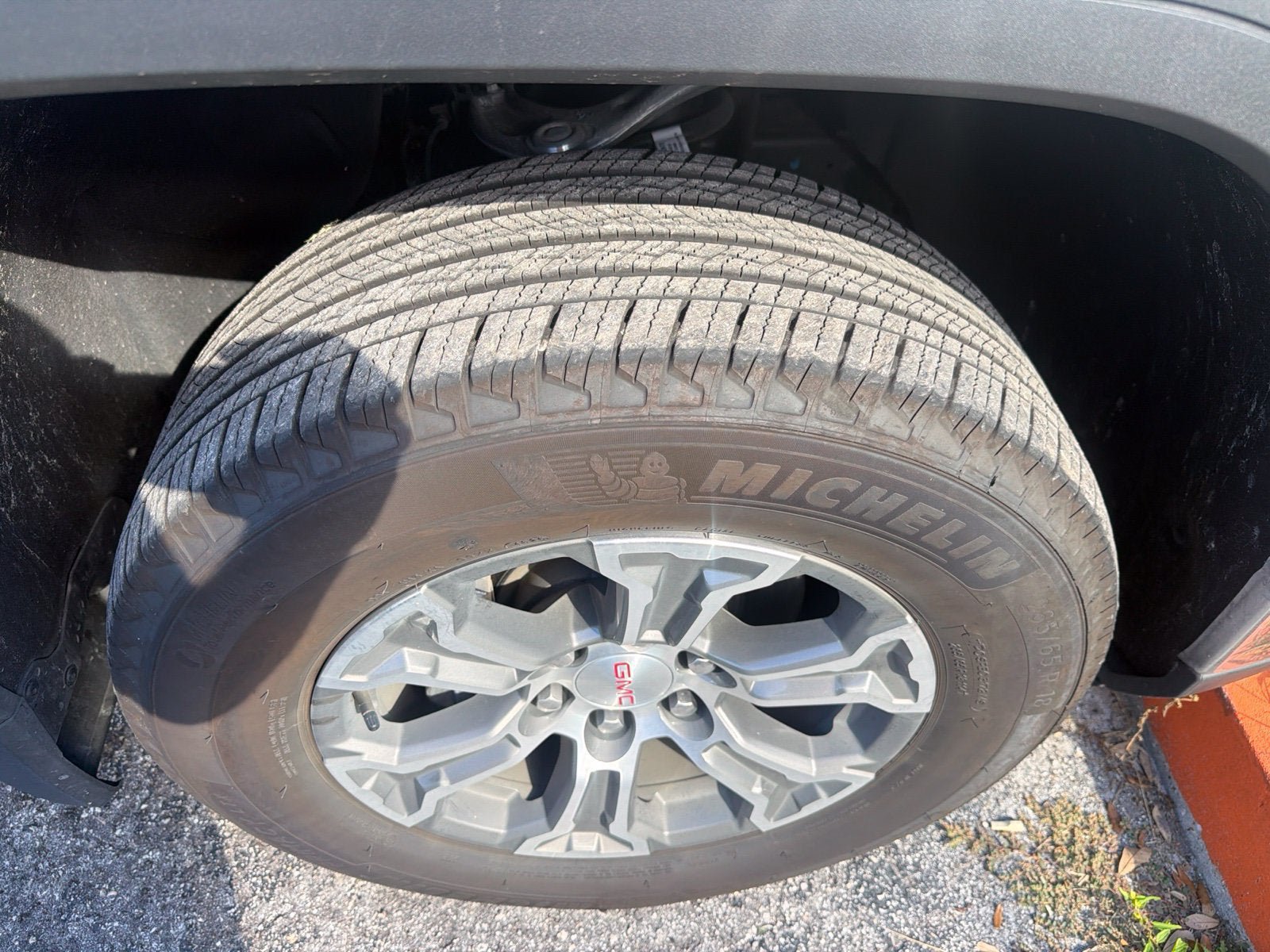 Used 2026 GMC Sierra 1500 SLT AWD/4WD image 16