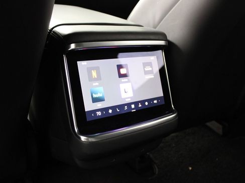 Used 2022 Tesla Model S Plaid image 31