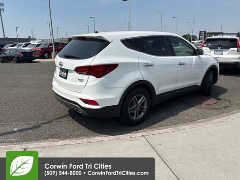 Used 2018 Hyundai Santa Fe Sport AWD/4WD image 5