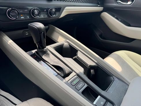Used 2025 Honda Accord LX image 20