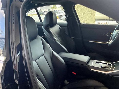 Used 2024 BMW 330e w/ Convenience Package image 8