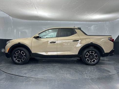 Used 2023 Hyundai Santa Cruz SE image 6