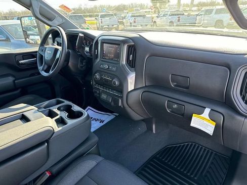 New 2025 Chevrolet Low Cab Forward 5500XD RWD image 32