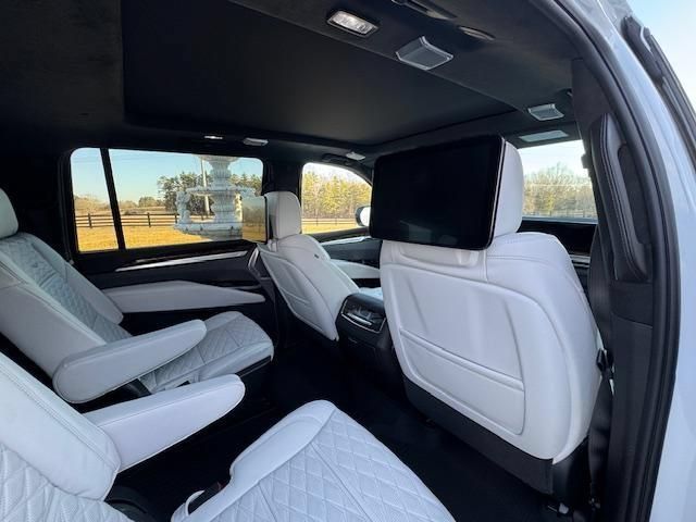 Used 2026 Cadillac Escalade ESV Platinum Sport w/ LPO, Floor Liner Package AWD/4WD image 12
