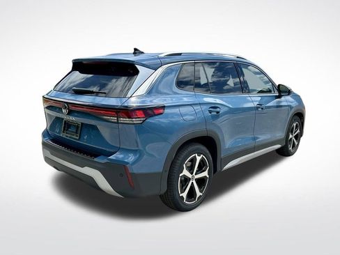 New 2026 Volkswagen Tiguan SE FWD image 5
