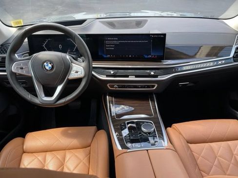 Certified 2024 BMW X7 xDrive40i w/ Climate Comfort Package AWD/4WD image 11