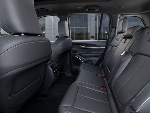 New 2026 Jeep Grand Cherokee Limited AWD/4WD image 23